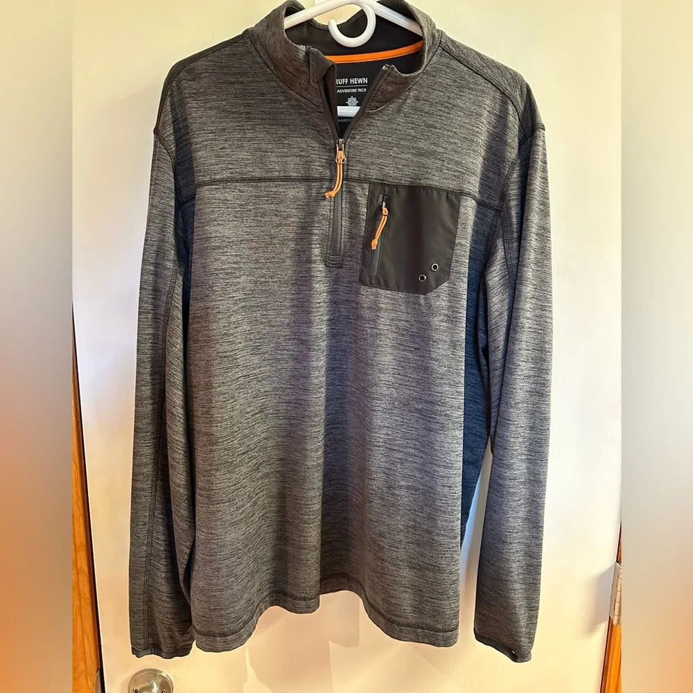 1/4 zip long sleeve tee - Picture 1 of 3